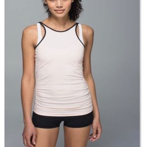 Lululemon Lululemon Lululemon training top, size 8, color: Melon and black